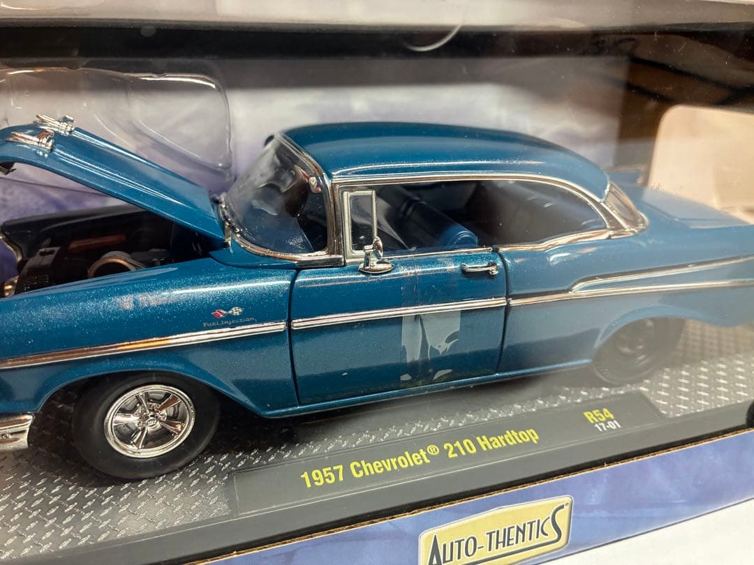 【未開封・世界5880台限定】M2マシーンズ 1/24 1957 シボレー210