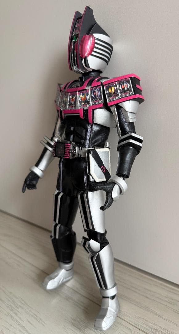 プロジェクトBM 仮面ライダーディケイド コンプリートフォーム