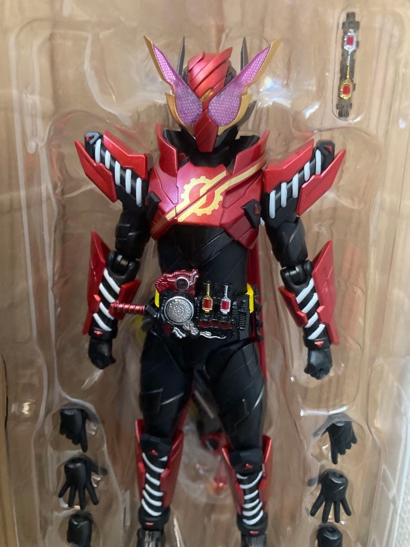 仮面ライダービルド ラビットラビットフォーム フィギュアーツ 初期不良対応済