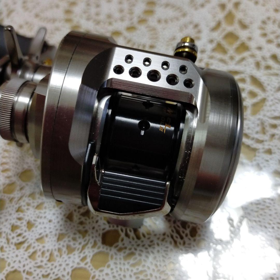 SHIMANO CALCUTTA CONQUEST BFS XG 左ハンドル