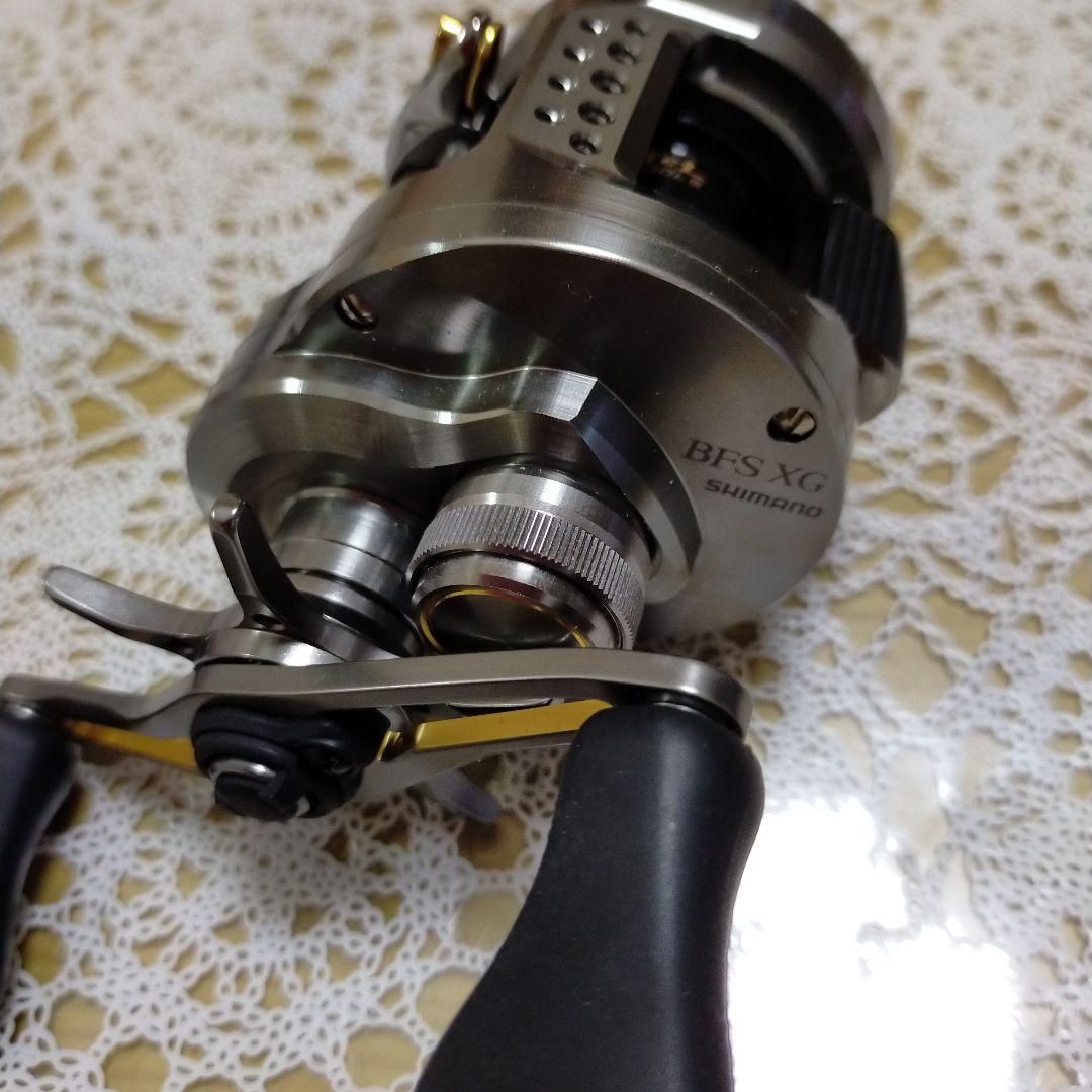 SHIMANO CALCUTTA CONQUEST BFS XG 左ハンドル