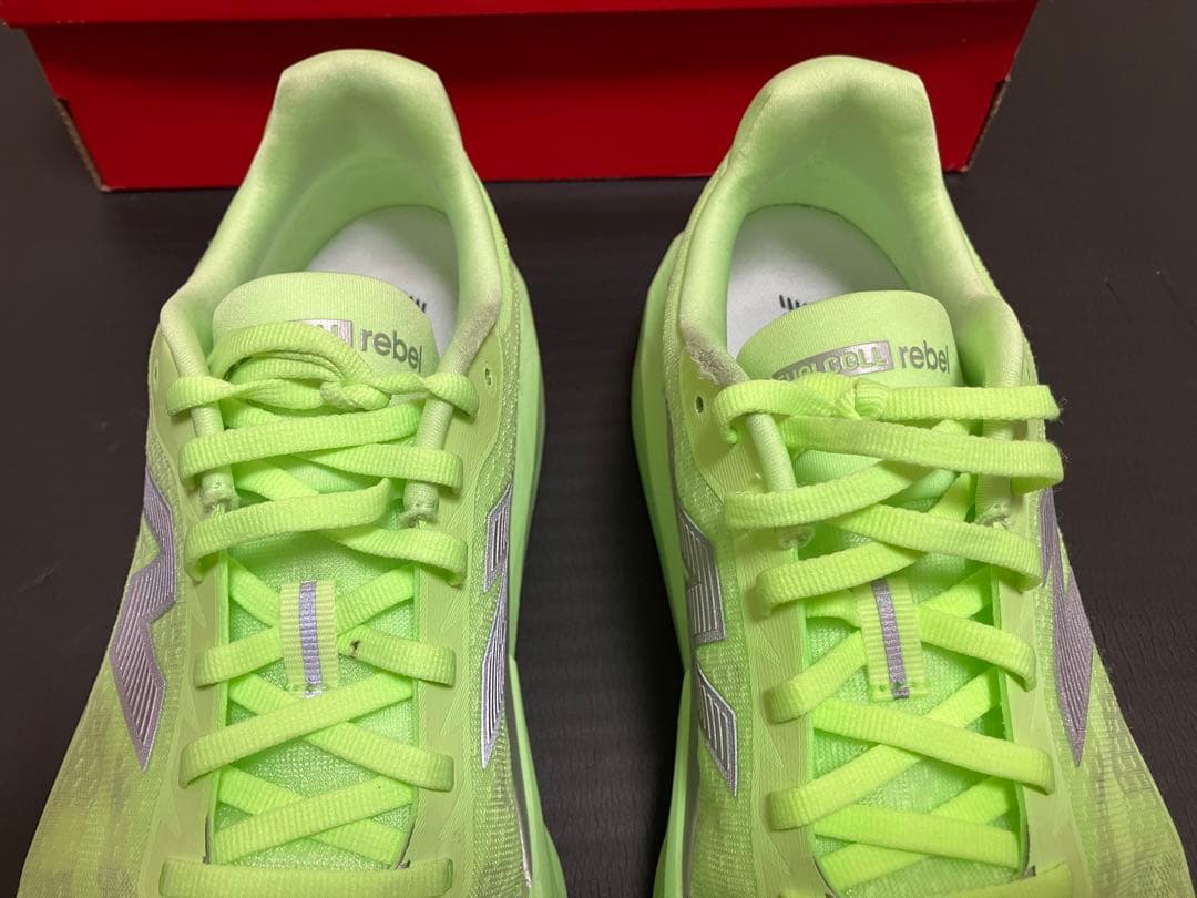 【限定】New Balance FuelCell Rebel v5 28.5cm