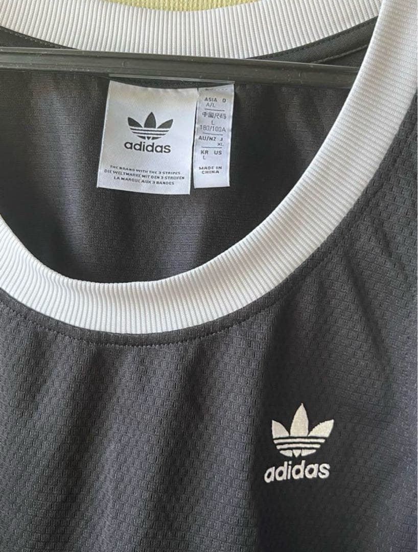 XL ADIDASタンクトップ即完売黒ブラック新品バスケ　ブラック