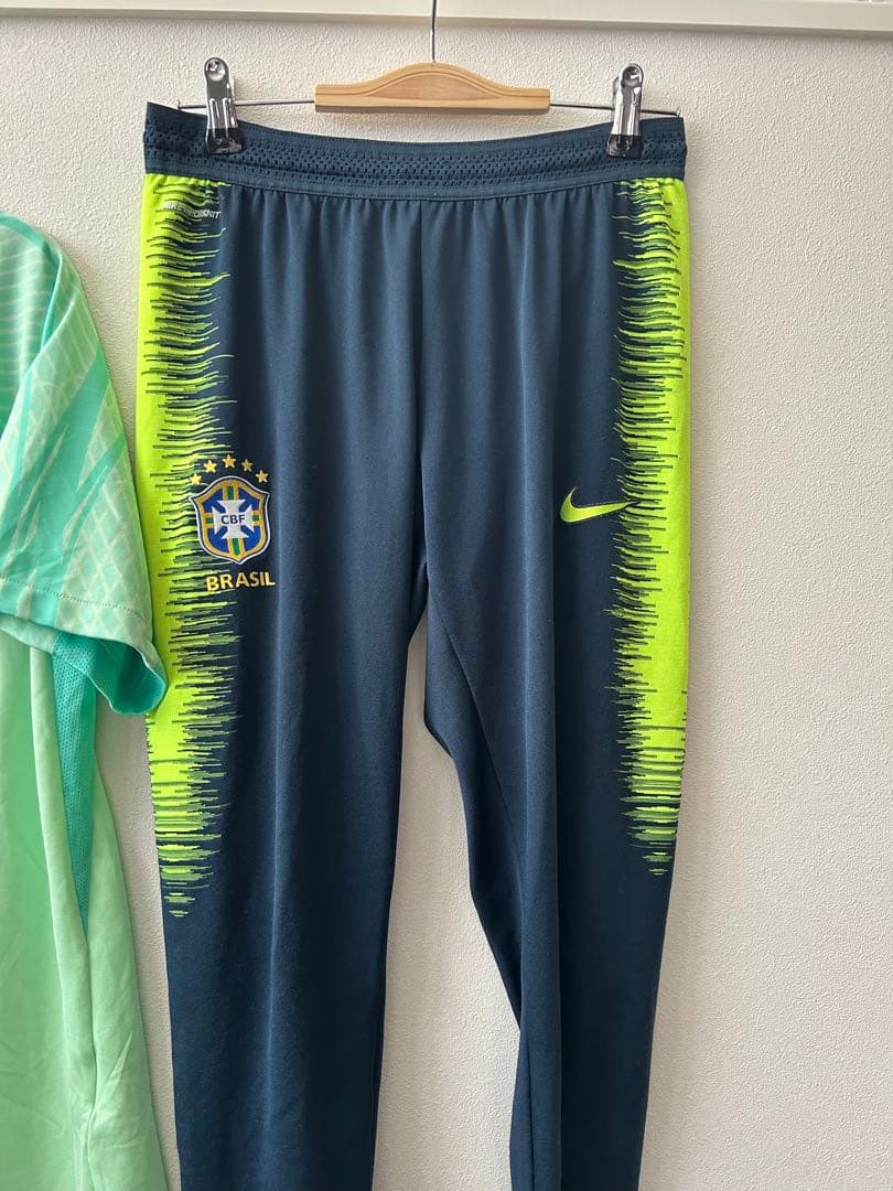 Nike ブラジル代表 トレーニングウェア　vaporknitヴェィパーニット
