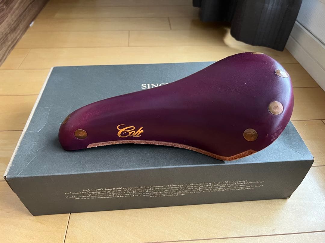 BROOKS サドル　COLT バイオレット