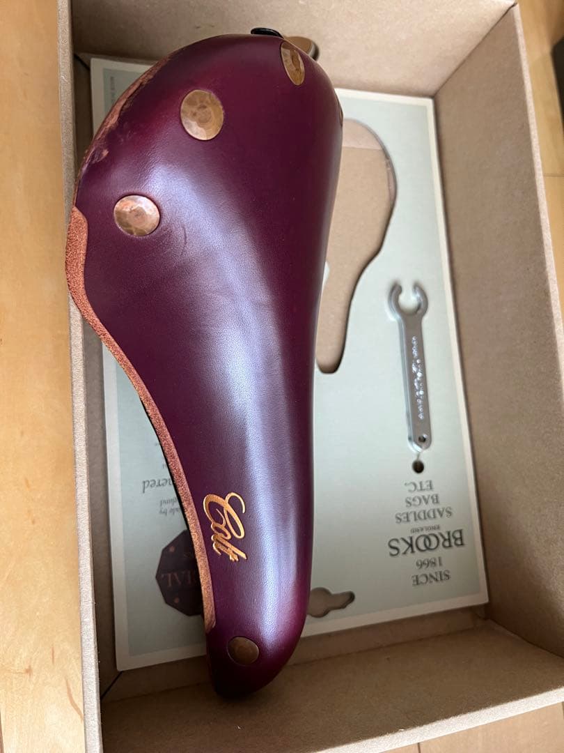 BROOKS サドル　COLT バイオレット
