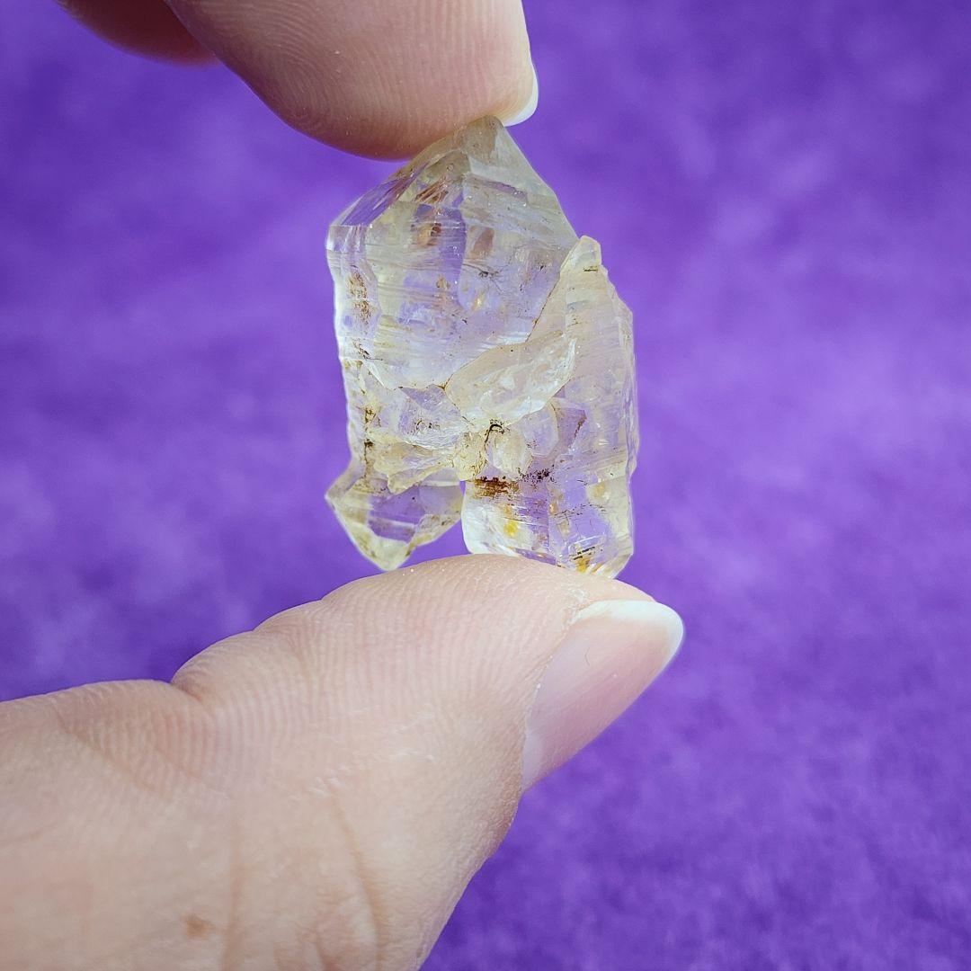パキスタン産 オイルイン エレスチャルクォーツ 原石 天然石①