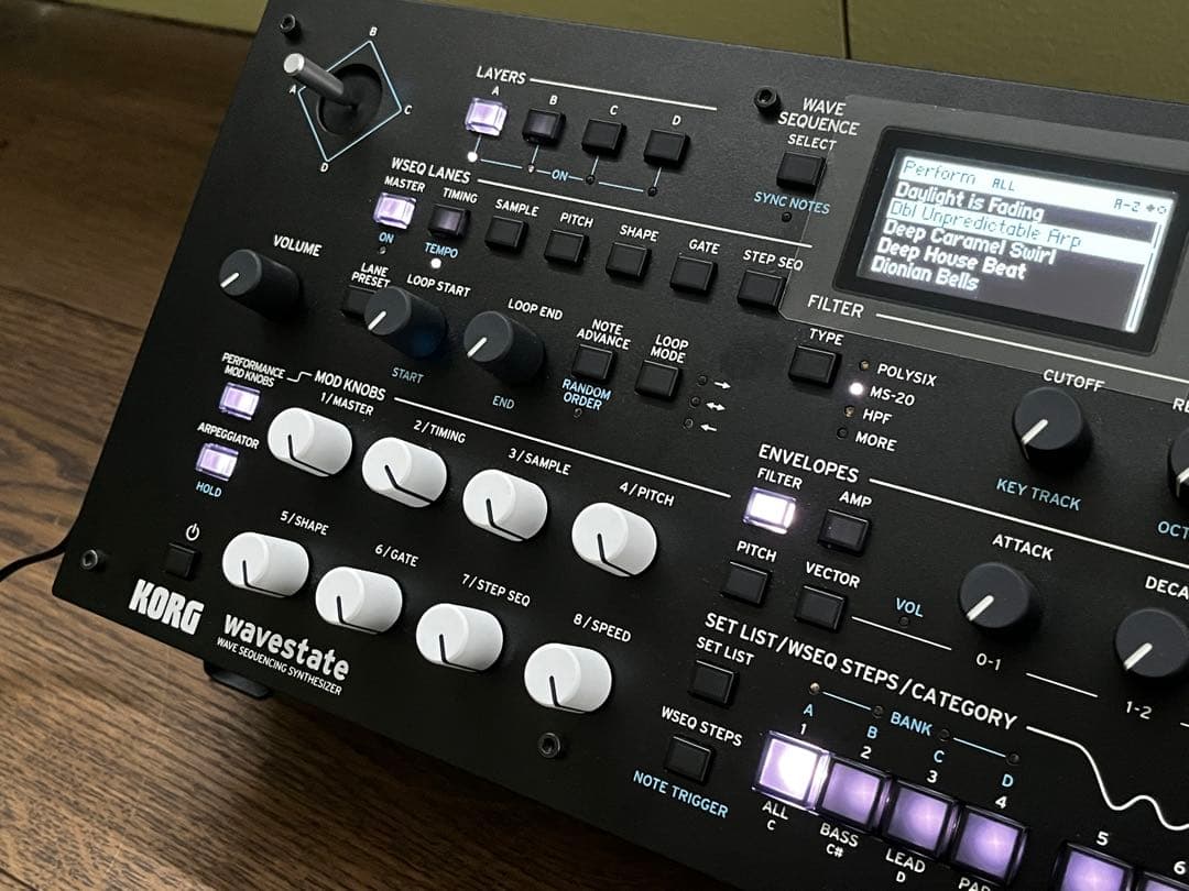KORG wavestate module シンセサイザー 美品　元箱付き