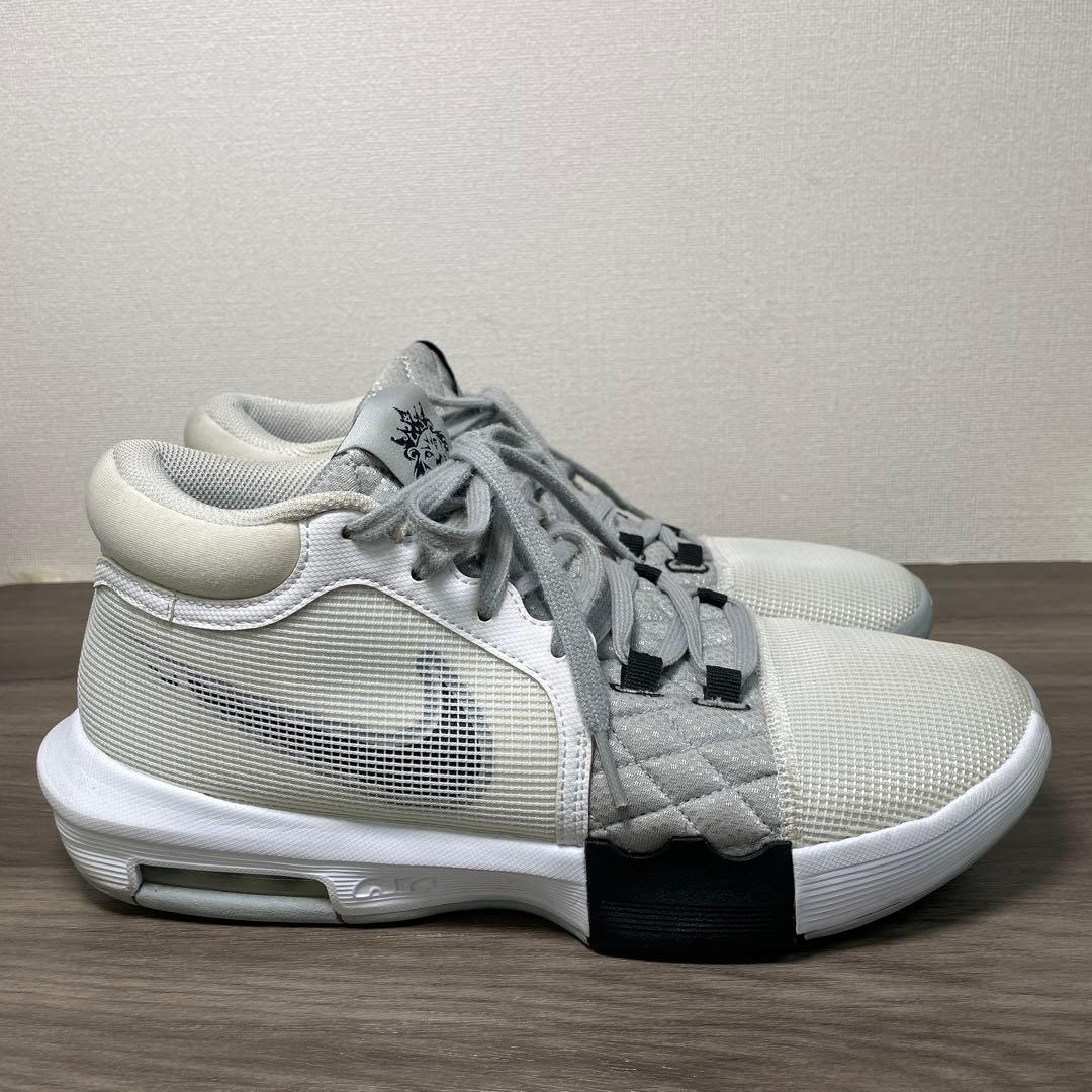 NIKE メンズ　スニーカー　レブロン ウィットネス 8 EP