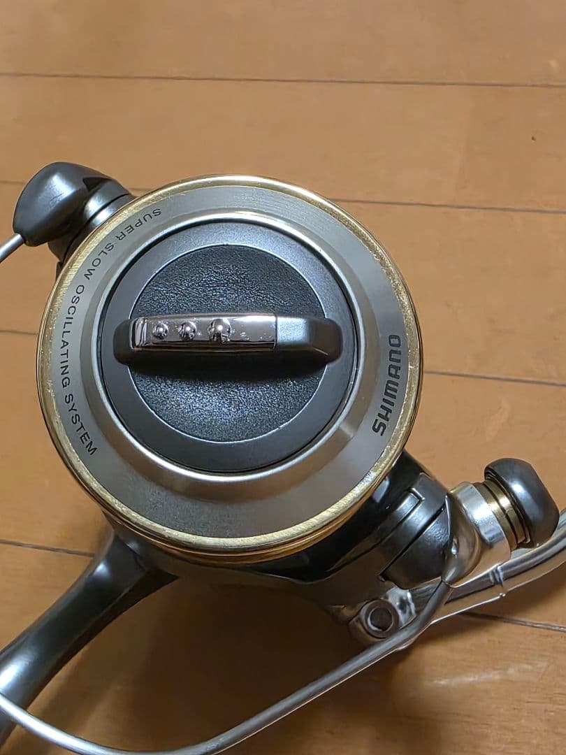 極美品　シマノ　02ツインパワー　8000HG