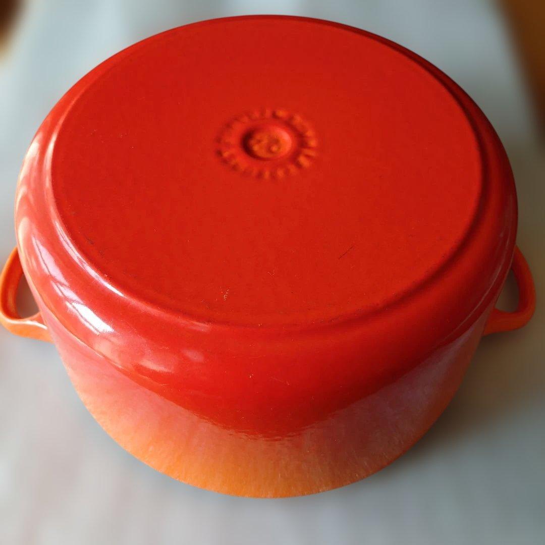 LE CREUSET オレンジ両手鍋　22cm
