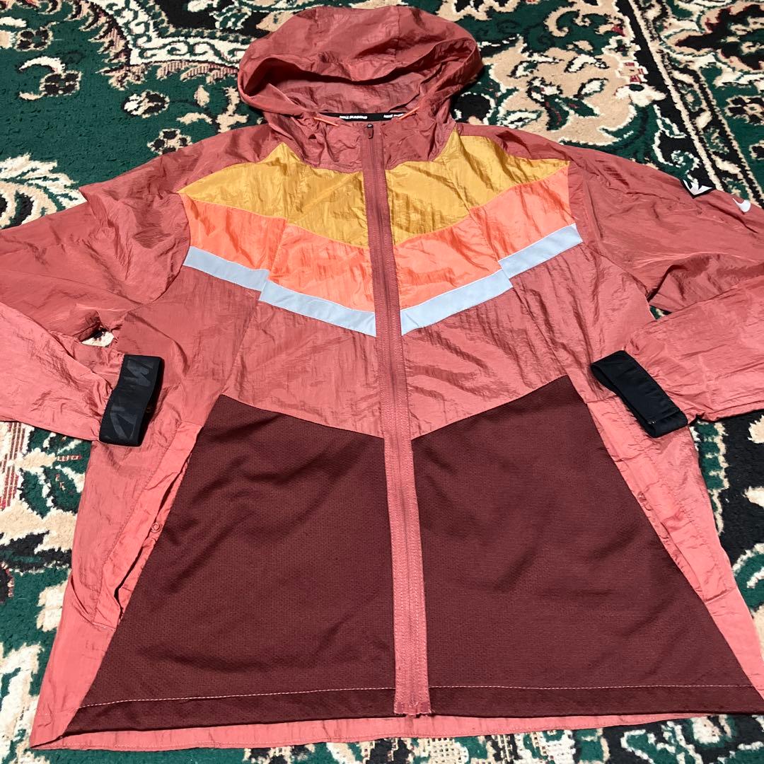NIKE ナイキ　ワイルドラン ウィンドランナー ランニングジャケット