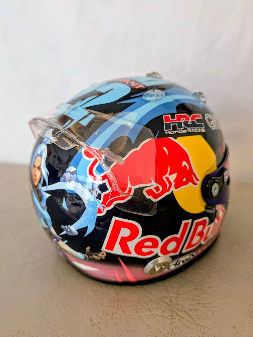 角田裕毅　ヘルメット1/2　サイン入　F1　レーシングブルズHONDA　おまけ付