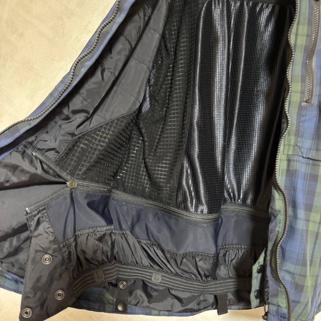 〖最終価格〗Burton [ak] GORE-TEX スノーボード ウェアXS