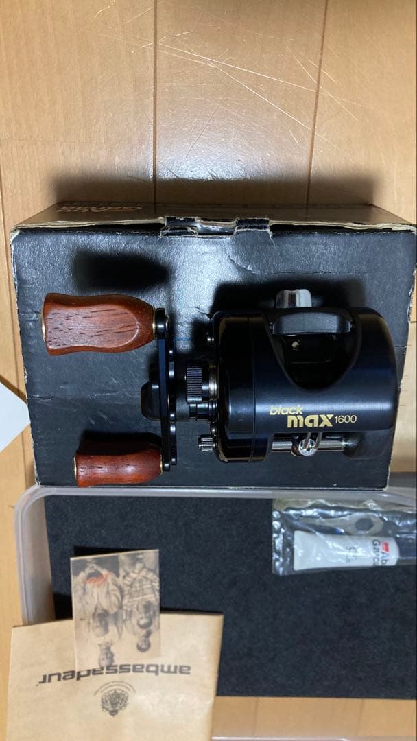 アブ　Black Max 1600C アブ　ハンドルウッドカスタム　未使用