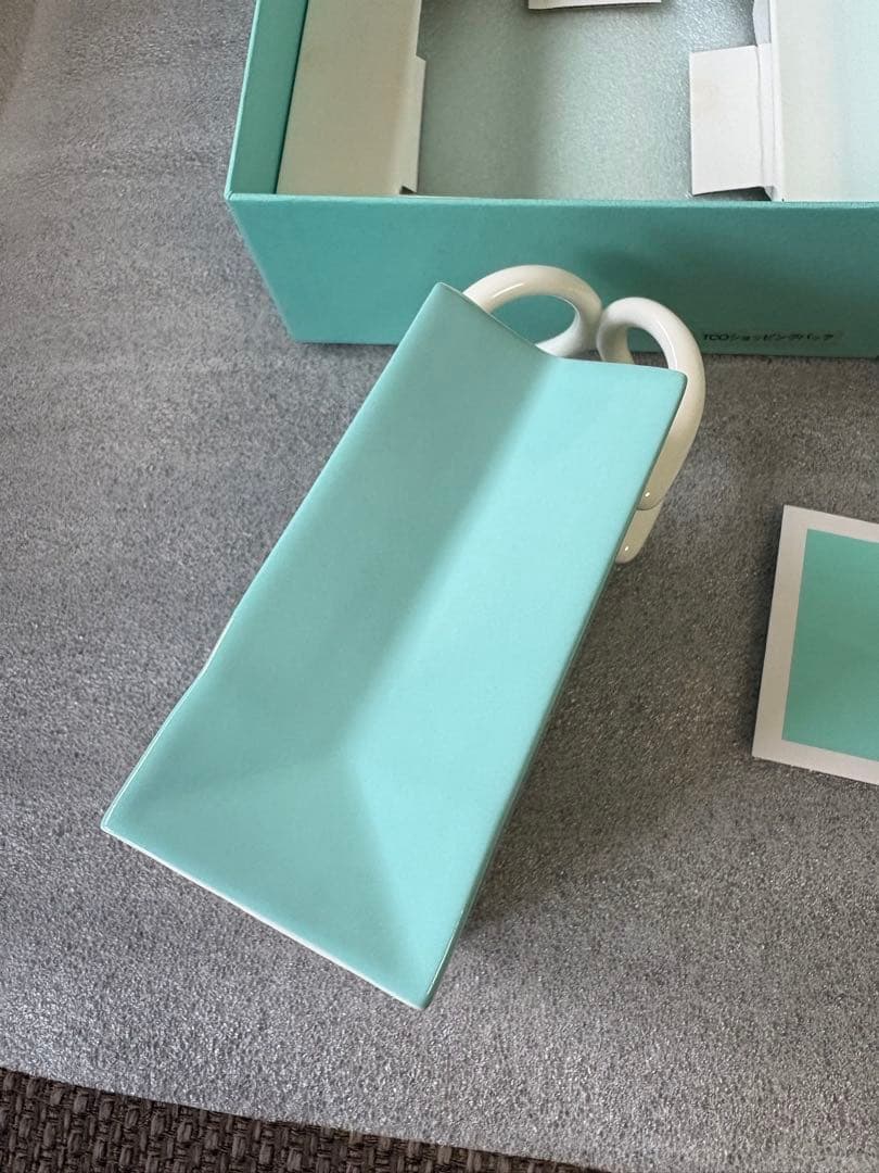正規品未使用保管品ティファニー　バッグ　ショッパー　小物入れ　陶器　置き物　花瓶