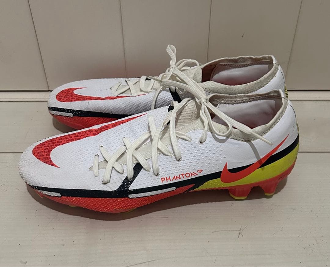 Nike Phantom サッカーシューズ ホワイト/レッド/26.5cm