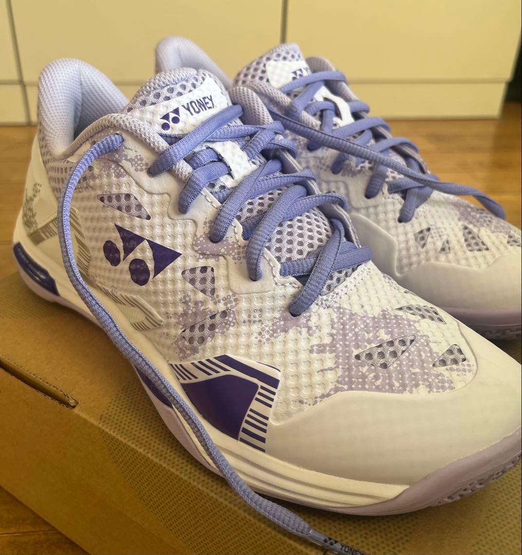 YONEX バドミントンシューズ パワークッションエクリプションZ23.5センチ