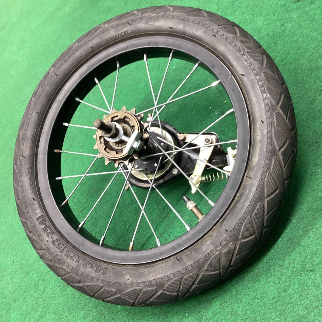 アルミリム　後輪　14x2.125 タイヤ付 ハマー　リア　14インチ