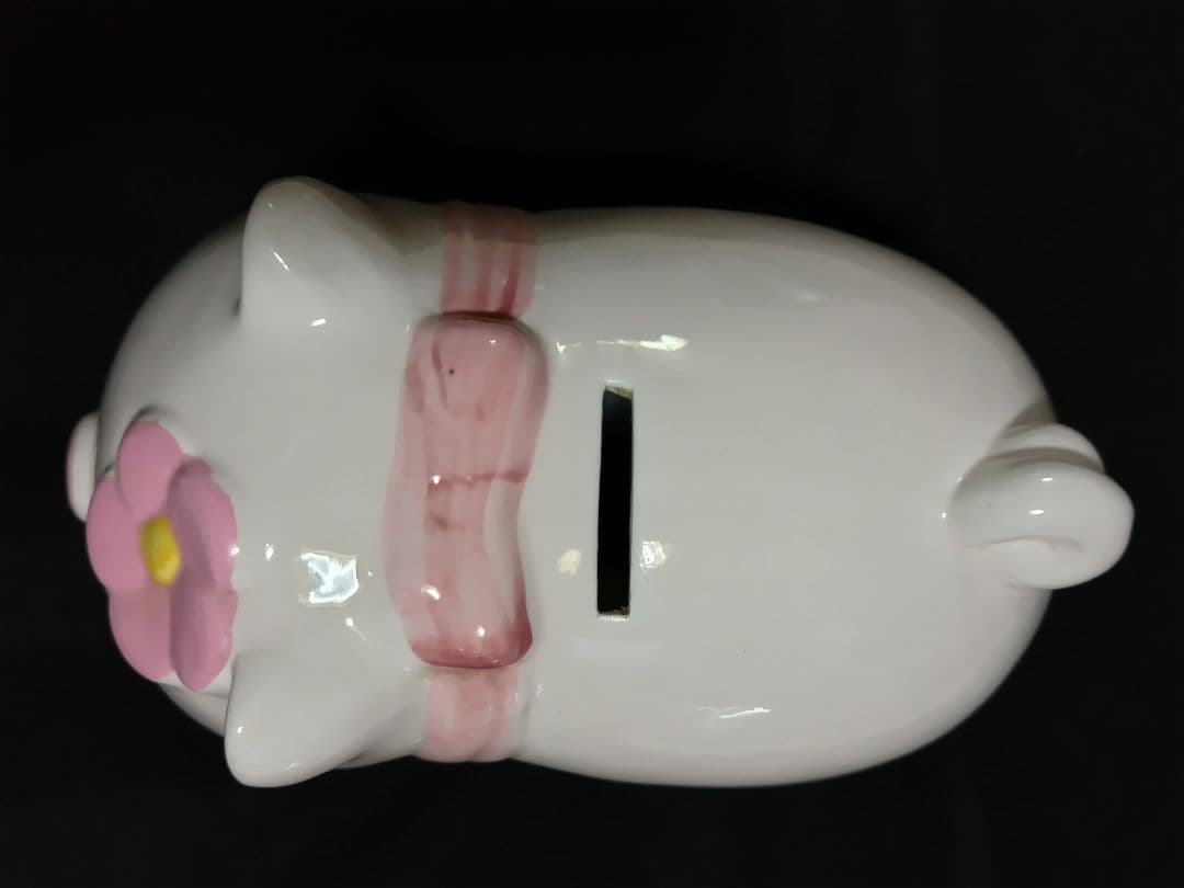 美品レトロ貴重　キティちゃん豚の 陶器貯金箱 ピンクのお花