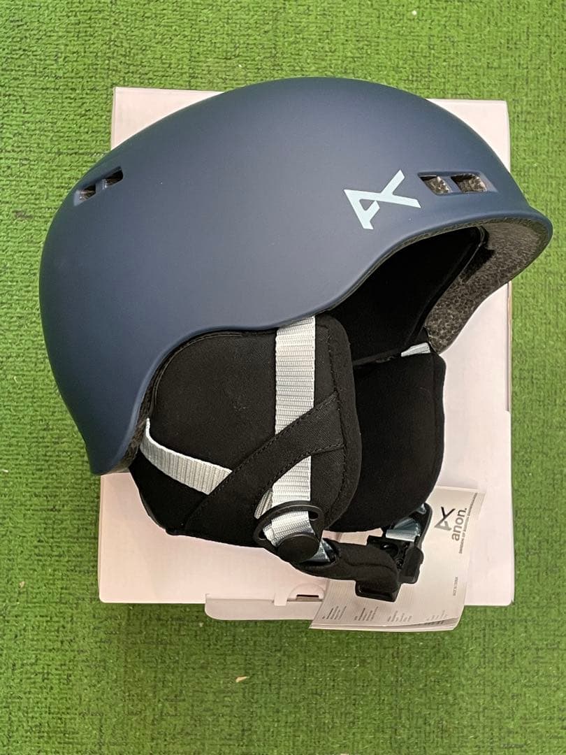 anon ヘルメットキッズ2023新品未使用52〜55cm