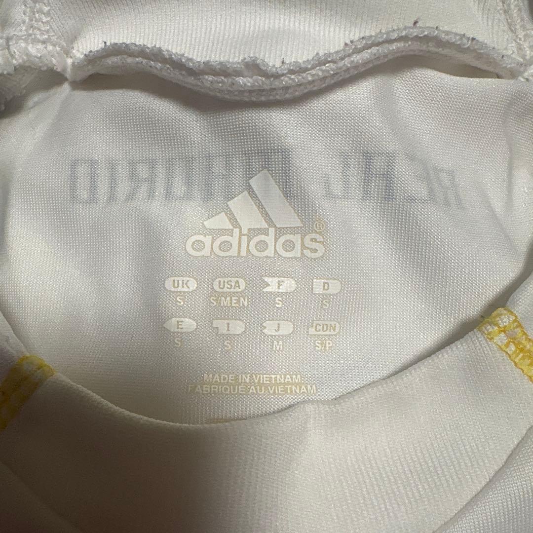 「レアルマドリード カカ 8 ユニフォーム adidas bwin」