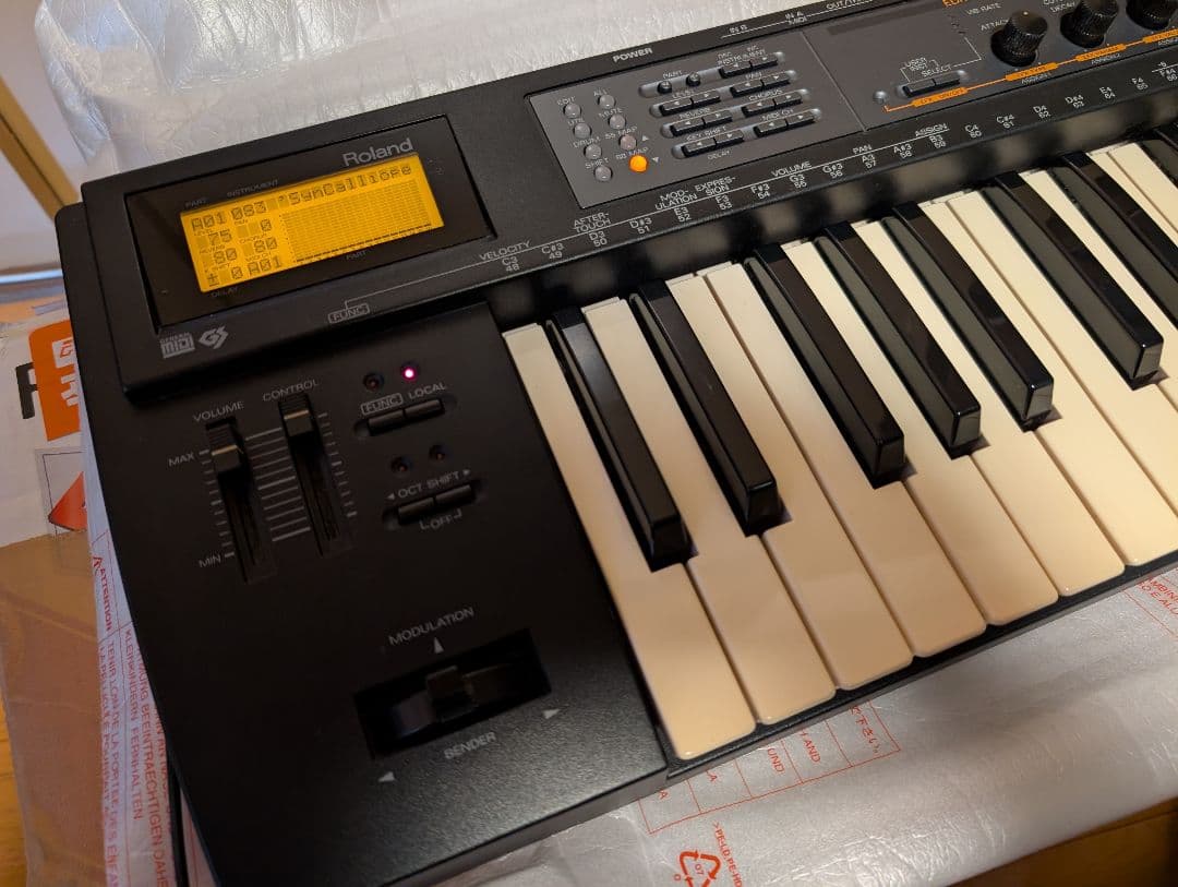 Roland SK-88 Pro シンセサイザー