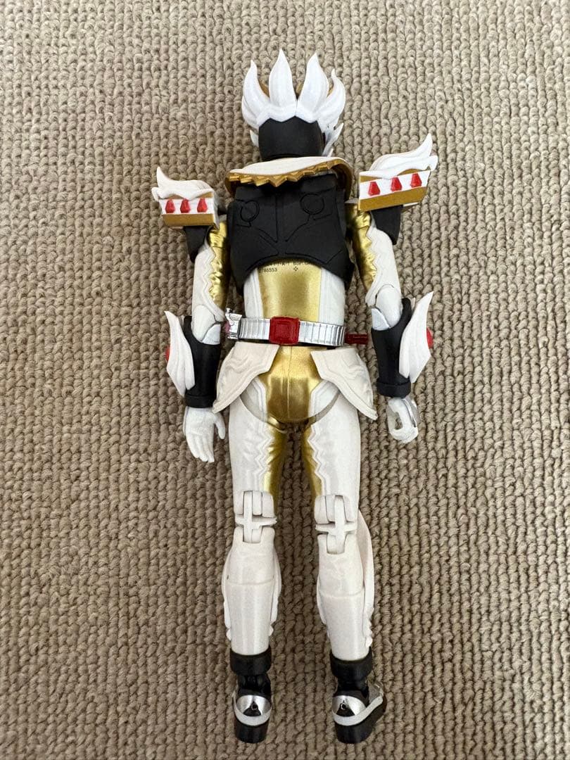 S.H.Figuarts フィギュアーツ 仮面ライダーガヴ ケーキングフォーム