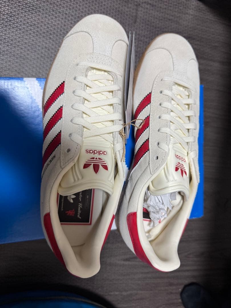 シューズ Manchester United x adidas Gazelle 25.5