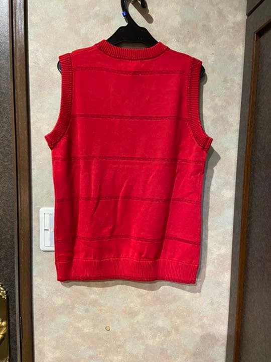 【MUスポーツ】ウエサコ ミエコ 新品タグ付きベスト¥25300-赤40