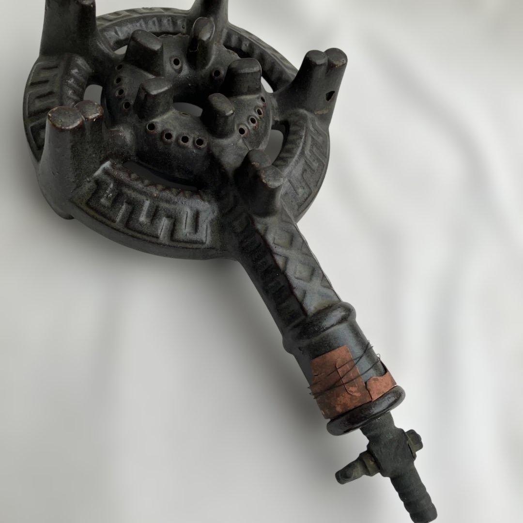 (457)レトロな陶器製のガスコンロです