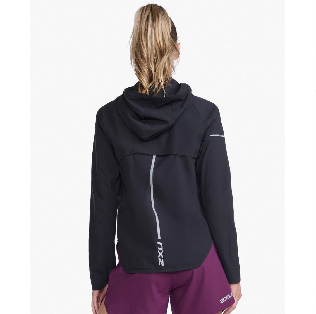 ２XU　エアロジャケット　ランニングジャケット　レディースXS　ブラック