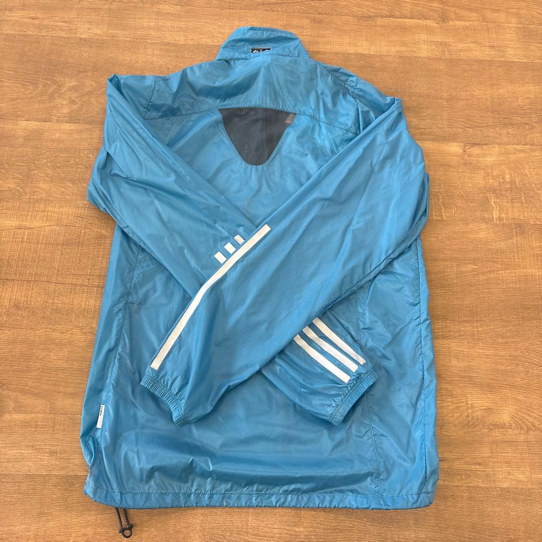 adidas ウィンドブレーカー レディース　水色