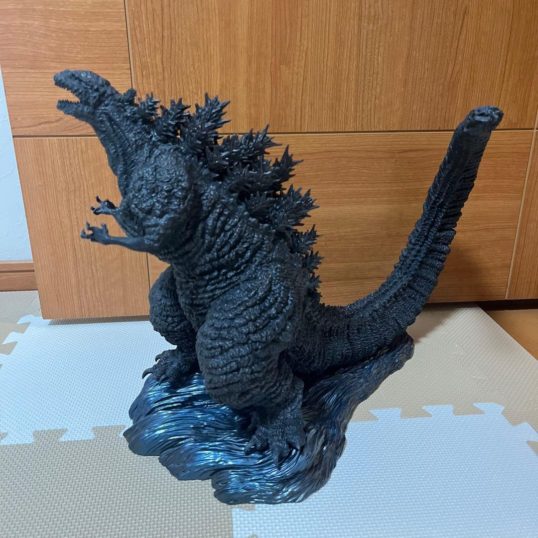 東宝30cmシリーズ　日比谷ゴジラスクエア ゴジラ像