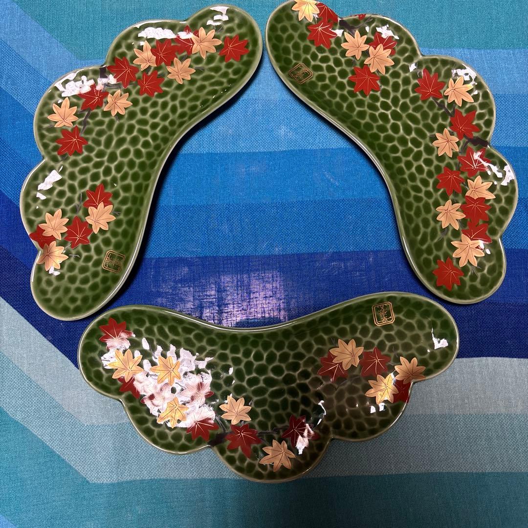 有田焼　松皿　3枚