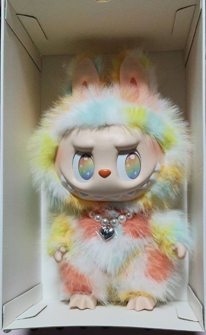 ラブブRock The Universe Vinyl Plush Doll 新品