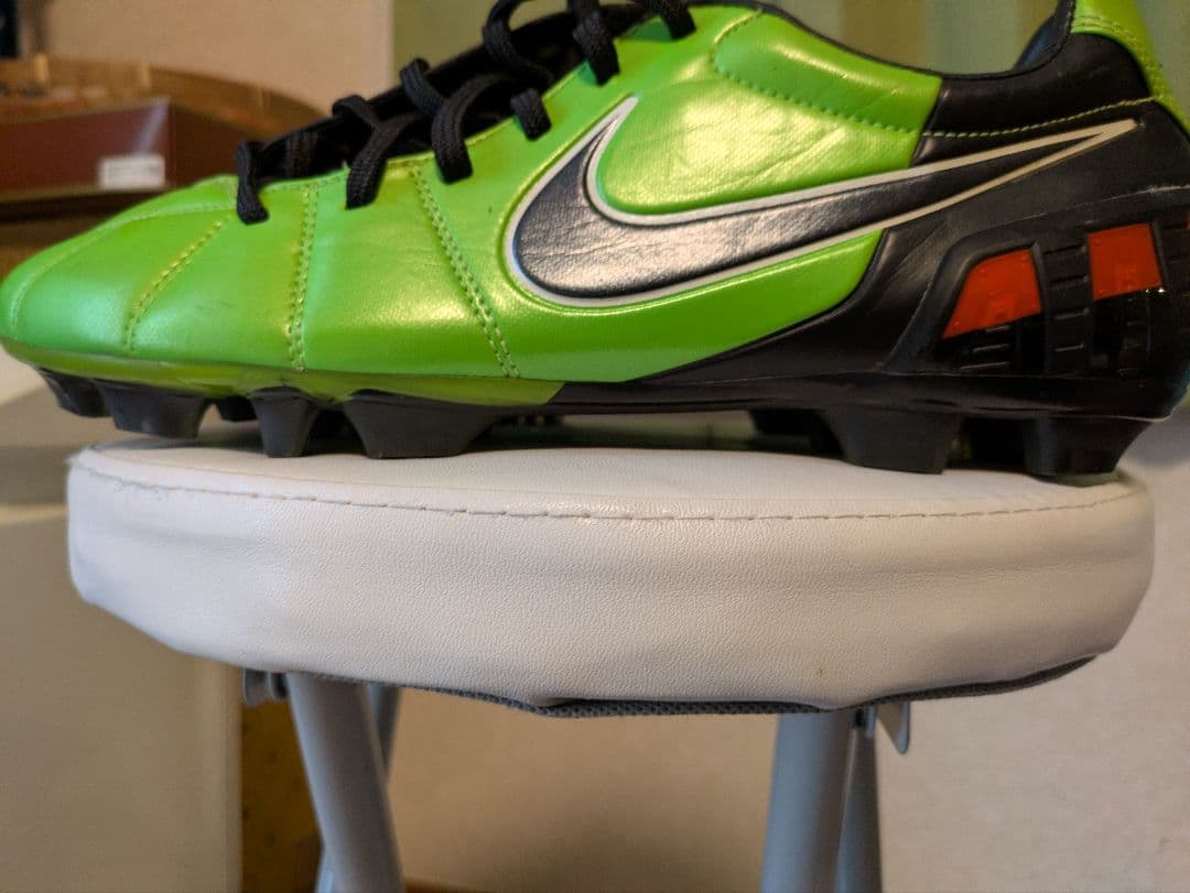 NIKE TOTAL 90 サッカーシューズ