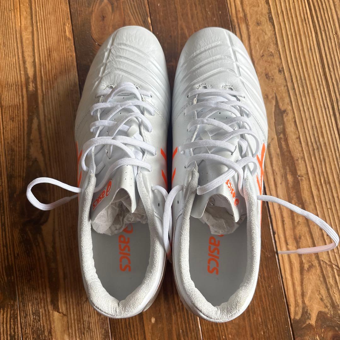 サッカースパイク　asics 26cm
