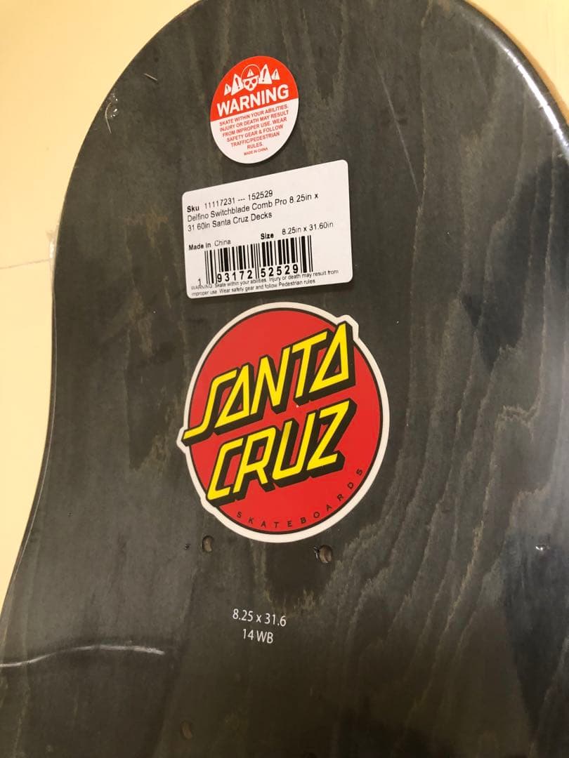 スケートボード santa cruz8.25x31.6 WB14