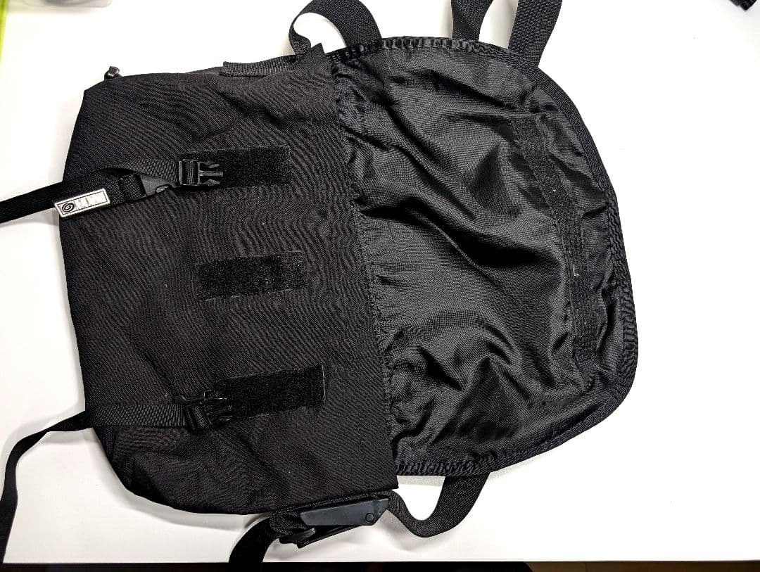 旧タグ　TIMBUK2 ティンバックツー メッセンジャーバッグ　黒