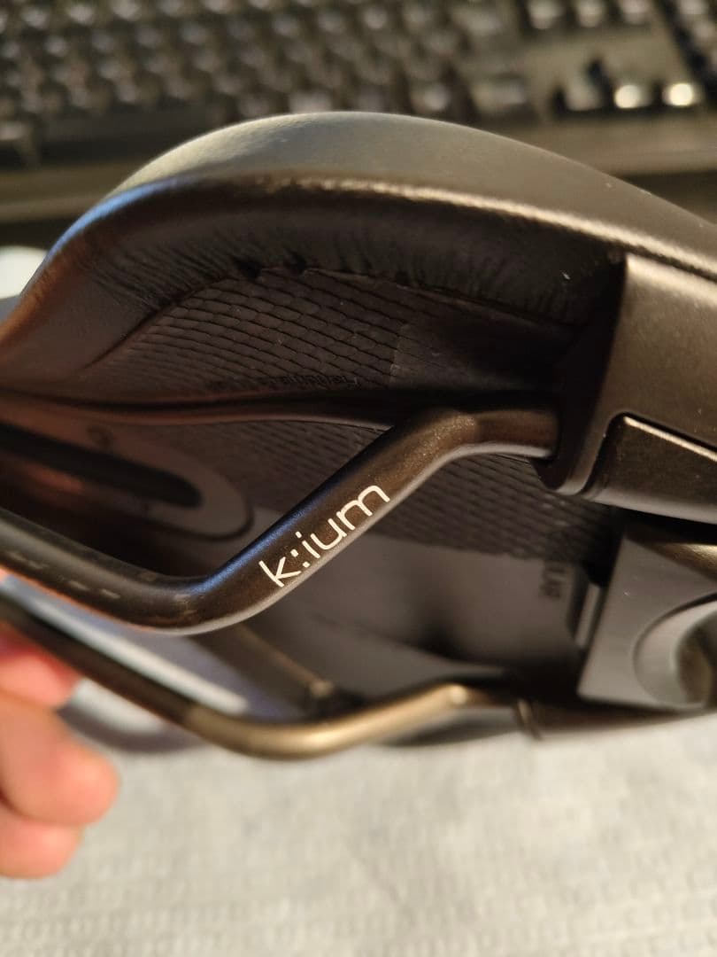 パーツ fi'zi:k ARIONE R3