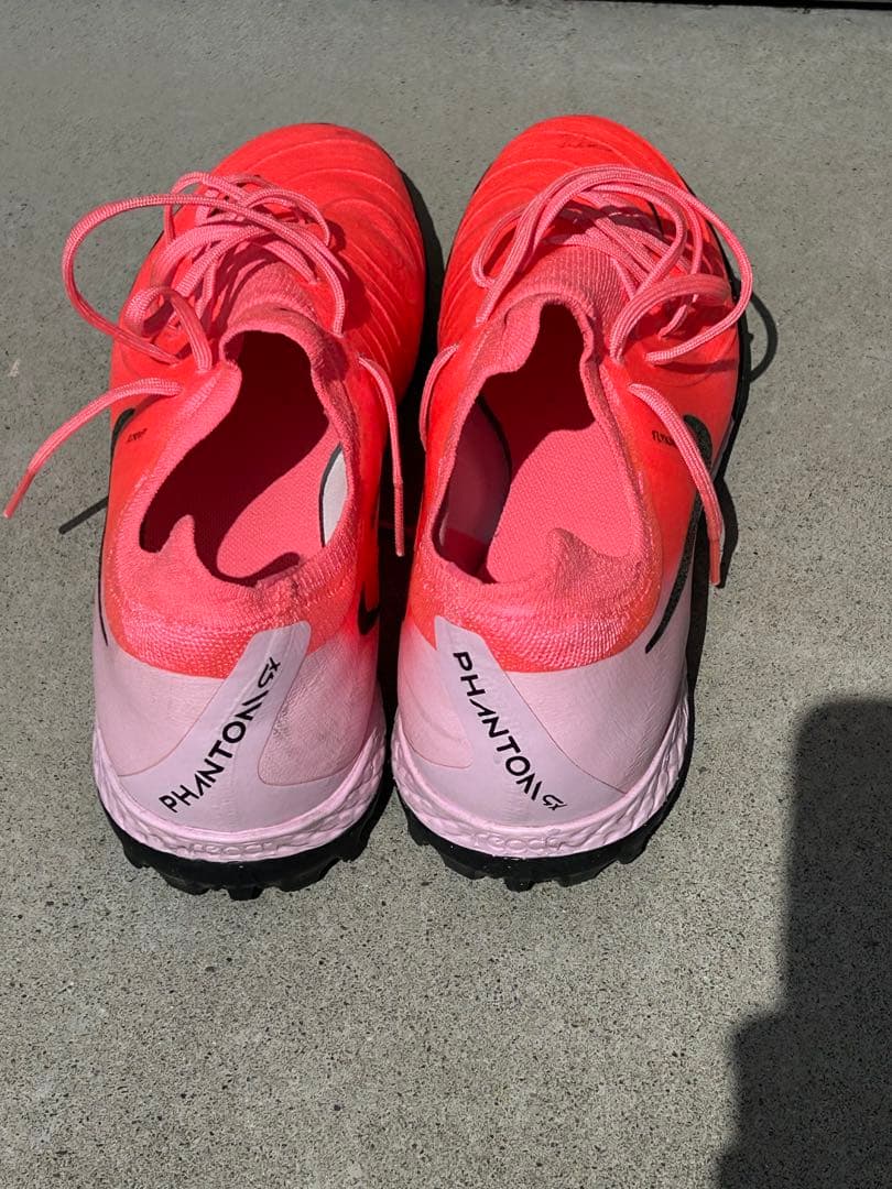 Nike ファントムGX2 TF