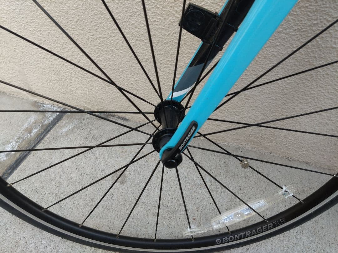 yuya ロードバイク TREK Emonda ALR4 走行少ないです！