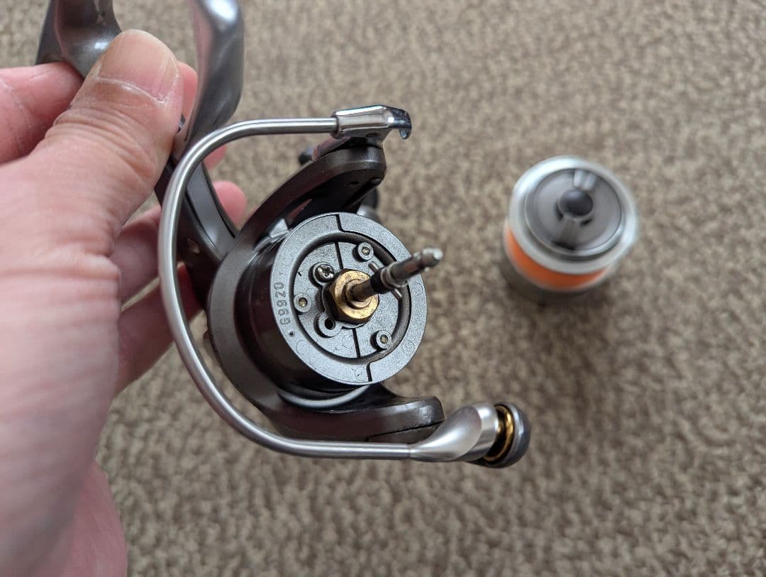 リール DAIWA TRISO2500LBD