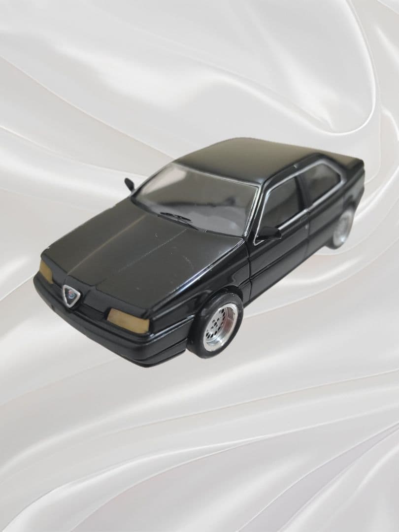 アルファロメオ164 ALEZAN 1/43 ミニカー
