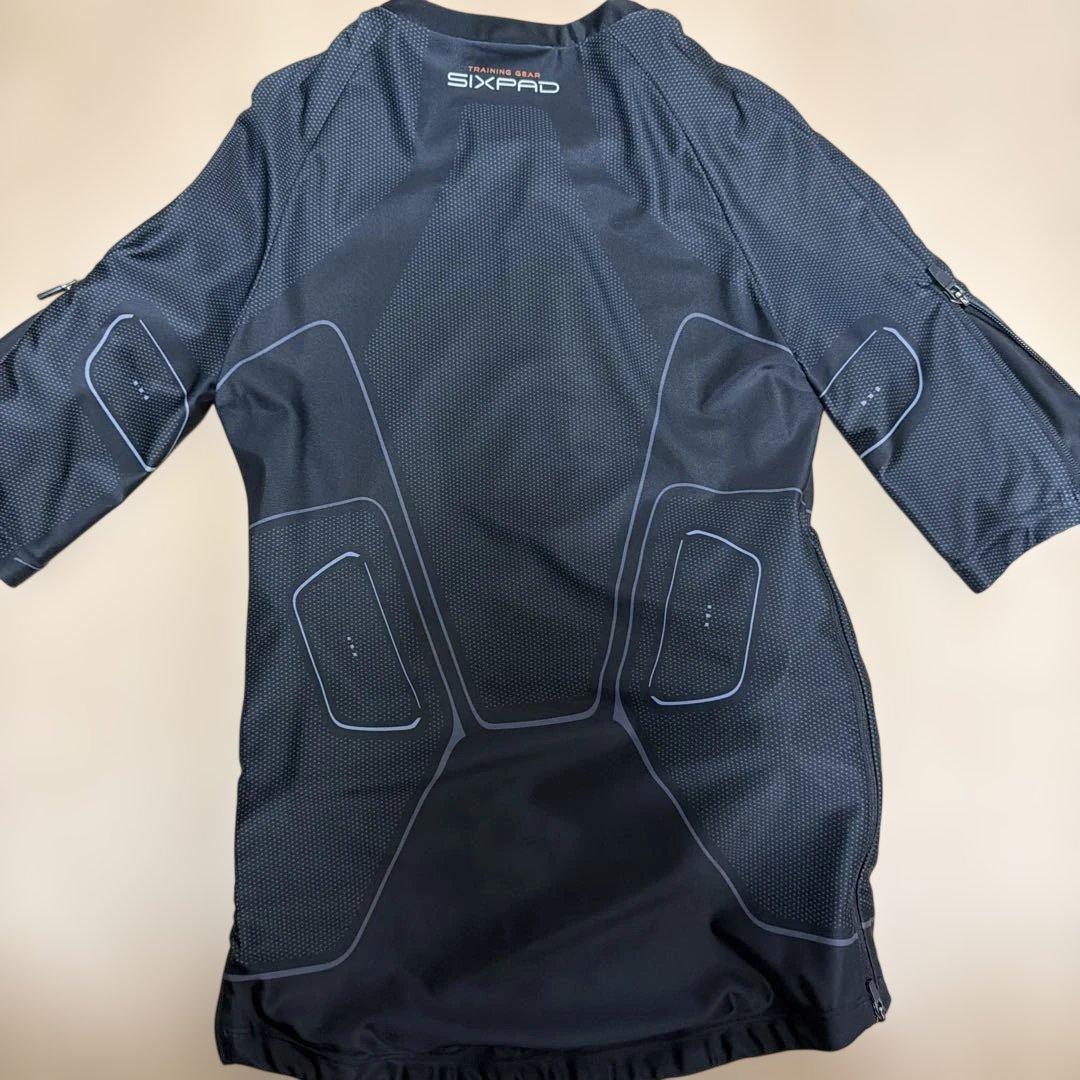 【値下げ中/ほぼ新品】SIXPADパワースーツ上下セット M ★コントローラー付