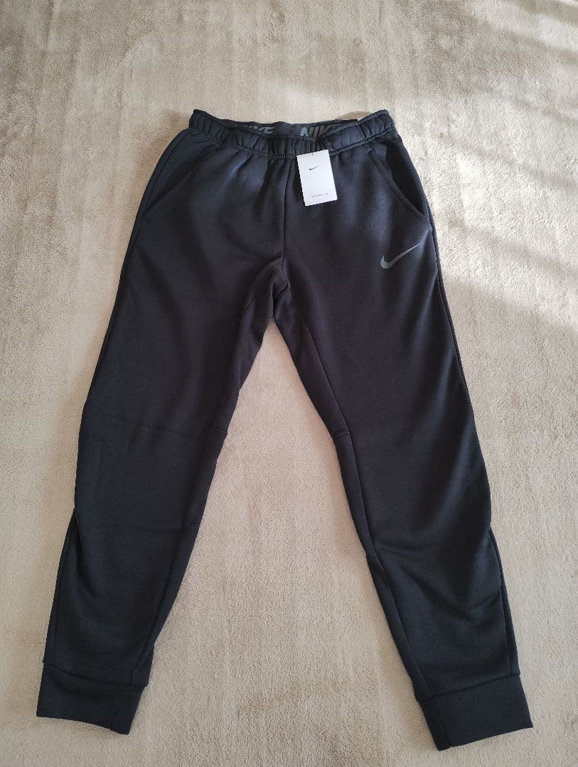 Nike ブラック セットアップ Mサイズ
