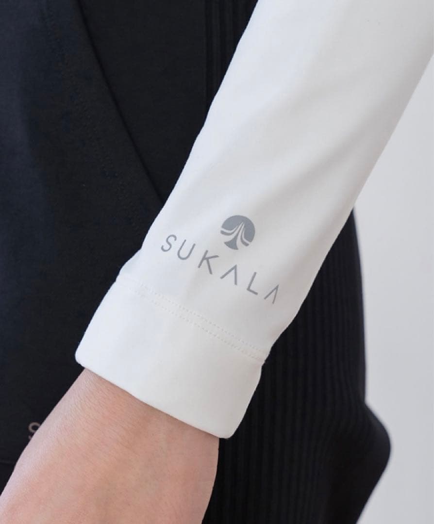 SUKALA ヨガウェア 長袖クロップド丈