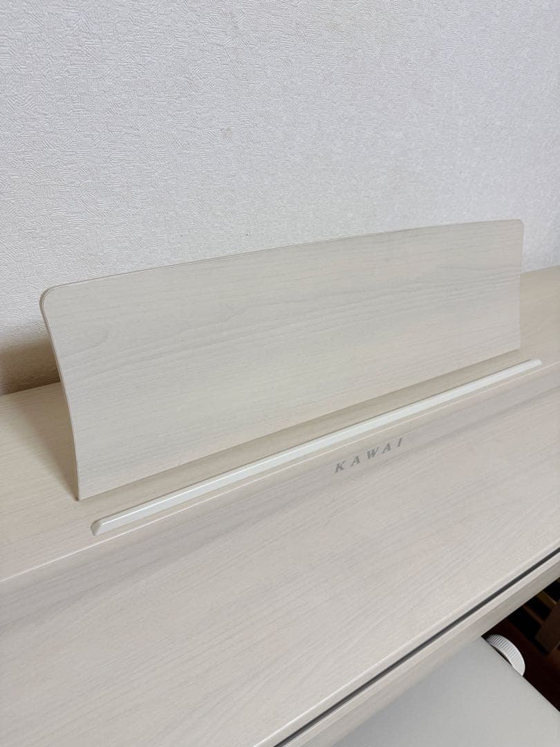 KAWAI ホワイト電子ピアノ 88鍵 椅子付き　cn27