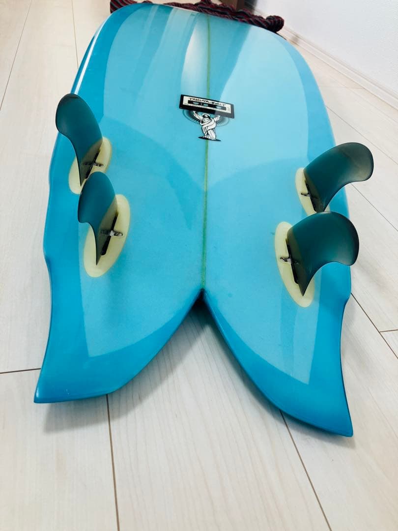 Revelation fish tappyシェイプ 5.5 フィッシュ　クアッド